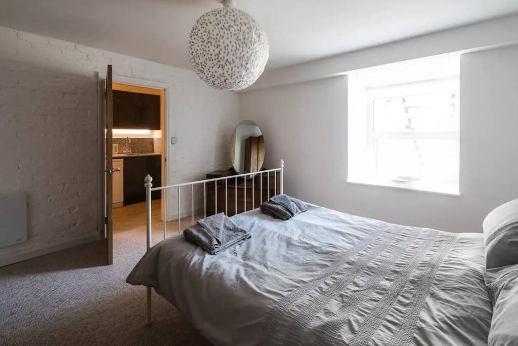Spacious 2 Bedroom Apartment Near Seafront Penzance Exterior foto