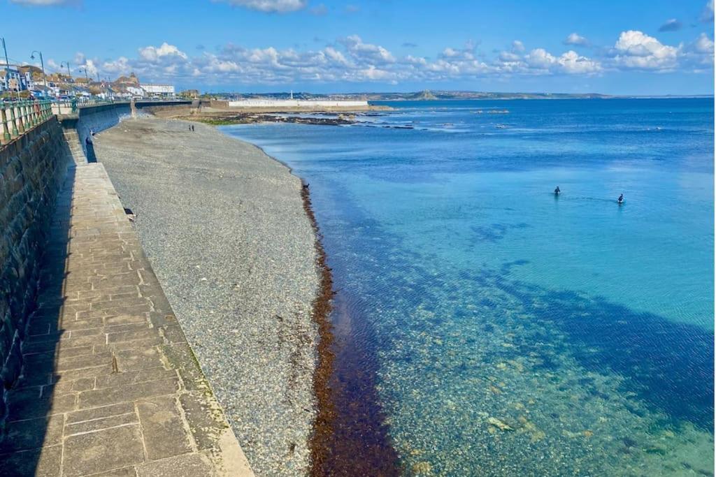 Spacious 2 Bedroom Apartment Near Seafront Penzance Exterior foto
